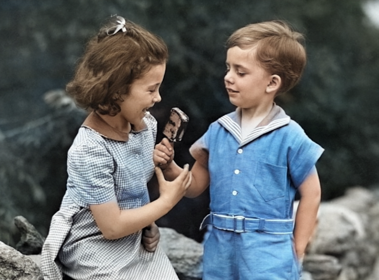 Colorize Old Photo